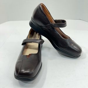 Kumfs New Zealand Mary Mary Slip On Loafers Womens Size 38 or 7.5